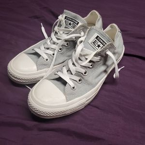 Converse size 6 men 8 women gray
